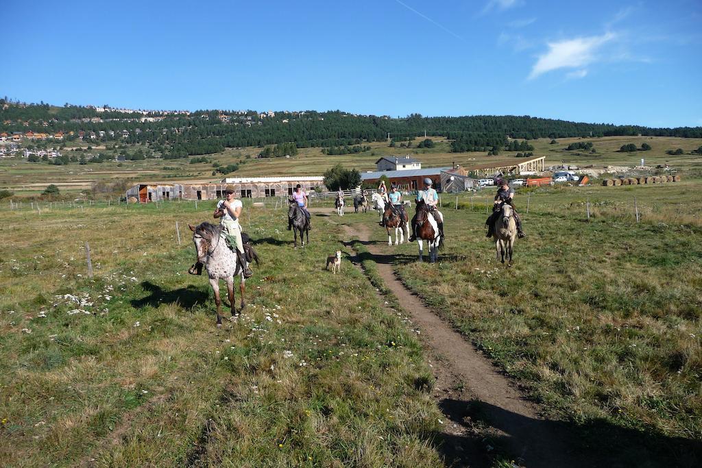 Gite Equisud - Demi-Pension Inclus Les Angles  Bagian luar foto